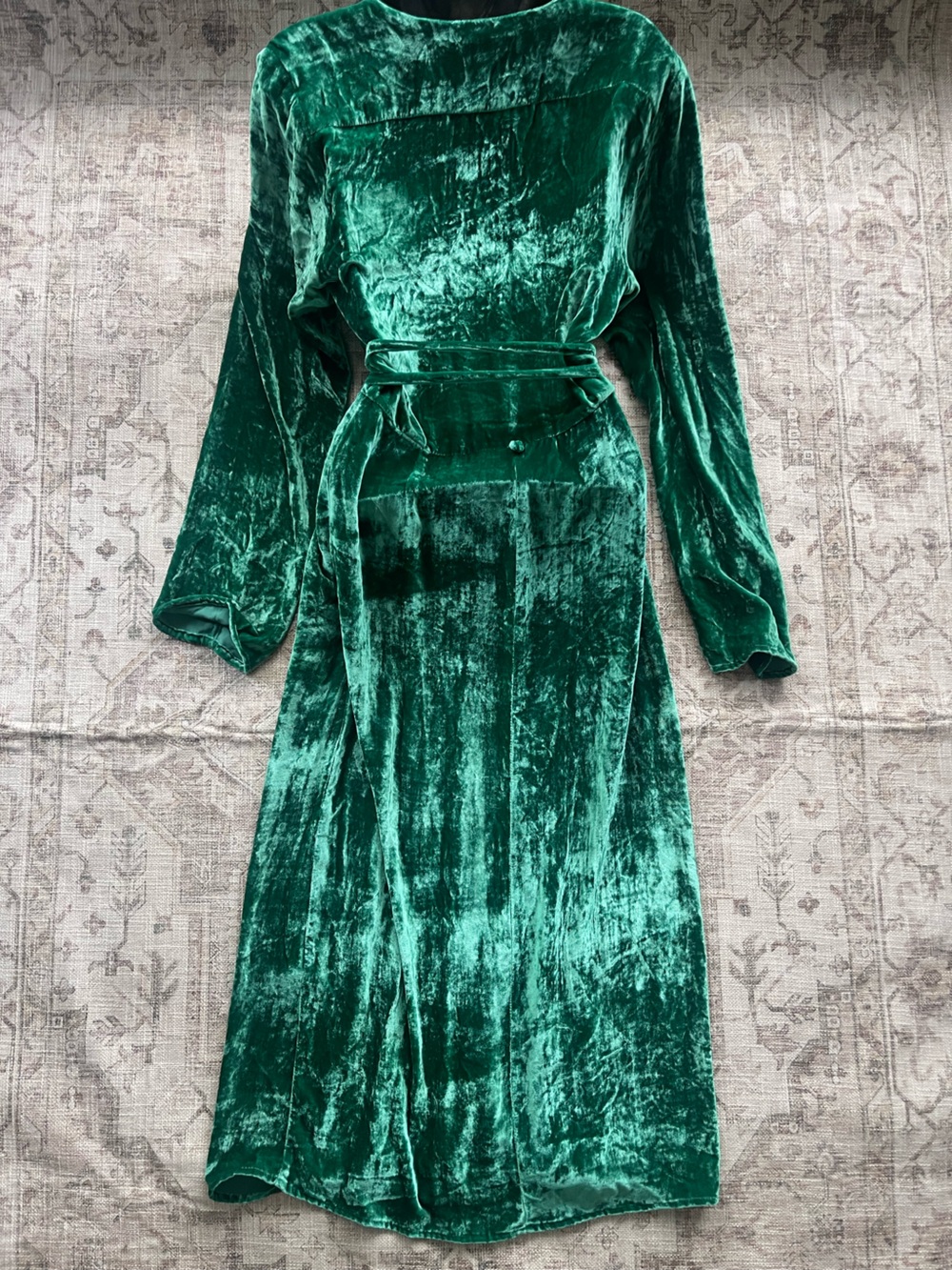Emerald Velvet Wrap Dress with Tie Waist - Picture 3 of 8